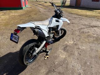 Husqvarna FE 501 Supermoto