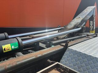 Mercedes-Benz Actros 2558 6x2*4 425kW