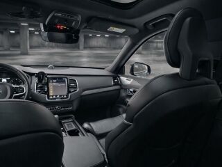 Volvo XC90 AWD R-DESIGN 7 XENIUM INTELLI SAFE PRO B5 KE 2.0 173kW