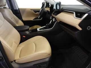 Toyota RAV4 Premium 131kW