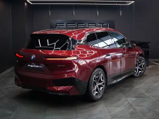 BMW iX xDrive 40 SportPakett 102kW