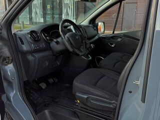Renault Trafic Passenger Long GREY 2.0 88kW