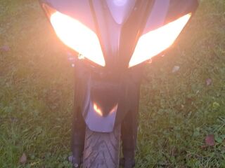 Yamaha YZF - R125