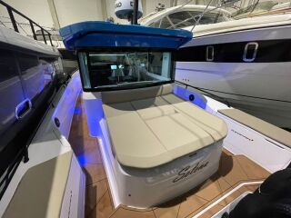 Axopar 37 XC Cross Cabin + 2 x Mercury 350 hj L6 JPO Mercury   2x350hj