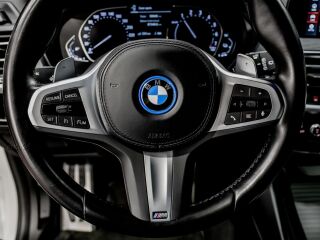 BMW X3 M-Paket X-Drive 2.0 135kW