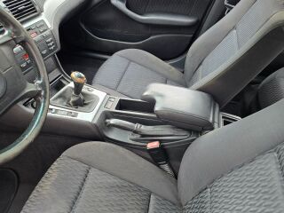 BMW 330 3.0 R6 135kW