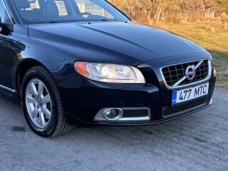 Volvo V70 Momentum 2.0 R5 D4 120kW