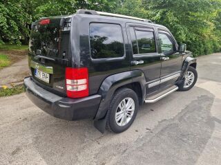 Jeep Cherokee 2.8 130kW