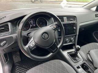 Volkswagen Golf 1.5 96kW