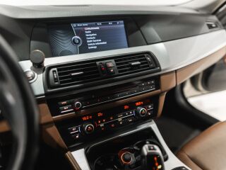 BMW 530 Bussines Package Plus 3.0 180кВ