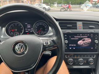 Volkswagen Golf 1.5 96кВ