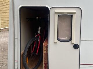Elddis Avante 556