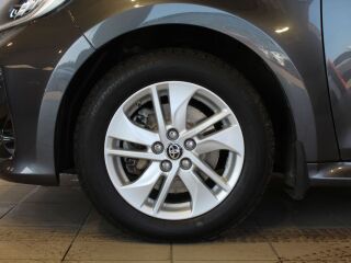Toyota Yaris Active Plus 1.5 68кВ