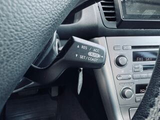 Subaru Legacy Luxury 4x4 3.0 180кВ
