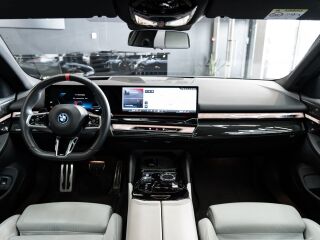 BMW i5 M60 xDrive 442kW