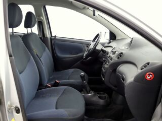 Toyota Yaris Linea Sol Facelift A-C 1.5 78kW