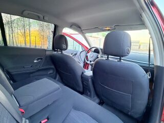 Renault Laguna Elegance 2.0 99kW