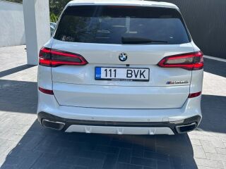 BMW X5 M50 3.0 M50 294kW