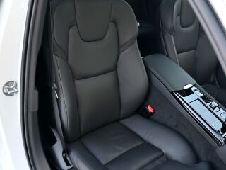 Volvo V90 AWD T6 H&K ULTRA DARK XENIUM INTELLI SAFE PRO 2.0 T6 Long range Plug-in 293kW