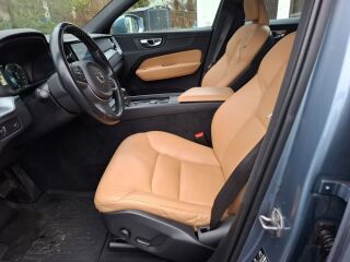 Volvo XC60 AWD 2.0 140kW
