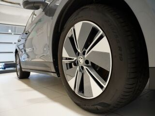 Skoda Enyaq 80x / 82kWh 195кВ