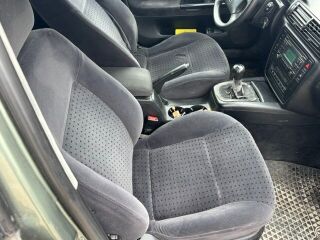 Volkswagen Passat 1.6 R4 75kW