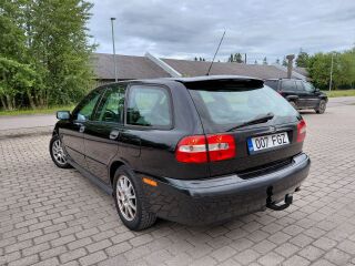 Volvo V40 1.9 R4 75kW