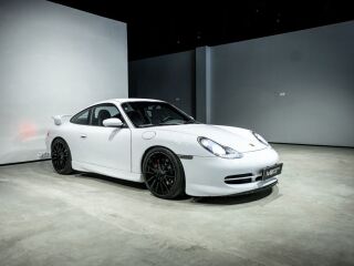 Porsche 911 Carrera GT3 Bodykit 3.4 221kW