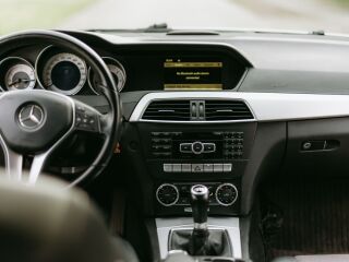 Mercedes-Benz C 180 2.1 88kW