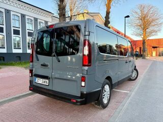 Renault Trafic Passenger Long GREY 2.0 88кВ