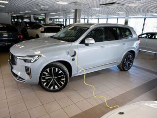 Volvo XC90 AWD H&K BRIGHT 7 XENIUM INTELLI PRO MY26 2.0 T8 Plug-in Twin engine LONG RANGE 335kW