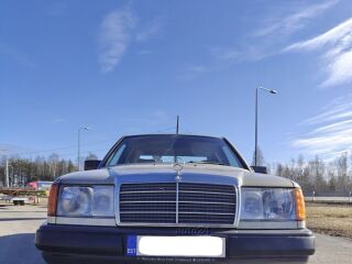 Mercedes-Benz E 250 W124 2.5 66kW