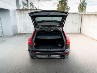 Volvo V60 D4 AWD R-Design 2.0 140kW