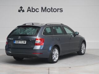 Skoda Octavia Elegance Combi 1.5 96kW