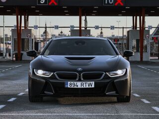 BMW i8 AWD 1.5 275кВ