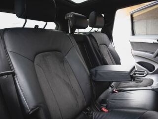 Audi Q7 S-line + 3.0 V6 176кВ