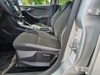 Ford Focus 1.6 77kW