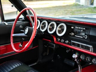 Dodge Charger 8.0 V8 450kW