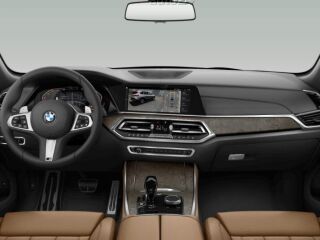 BMW X5 xDrive30d M-Sportpakett 3.0 195кВ