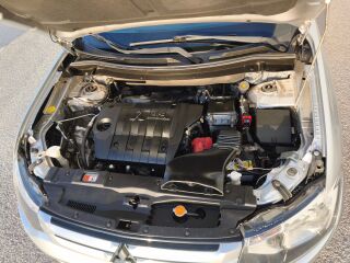 Mitsubishi Outlander 2.3 110kW