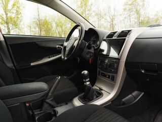 Toyota Corolla 2.0 93кВ