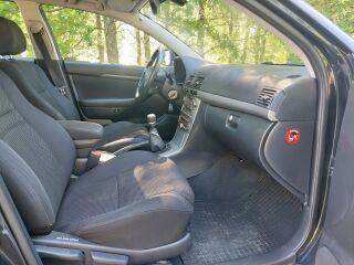 Toyota Avensis 2.0 93кВ