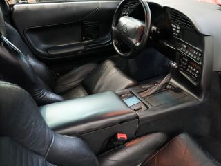 Chevrolet Corvette 5.7 221кВ