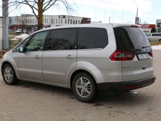 Ford Galaxy Ghia 2.0 R4 TDI 96kW