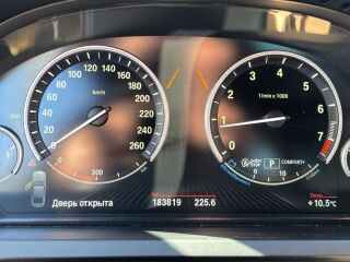 BMW 750 4.4 330kW