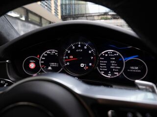 Porsche Panamera GTS 4.0 V8 338kW