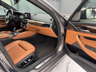 BMW M550 i xDrive Individual Shadowline G30 4.4 V8 Bi-Turbo N63R 340kW