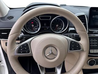 Mercedes-Benz GLE 43 AMG 4Matic Night pakett 3.0 270kW