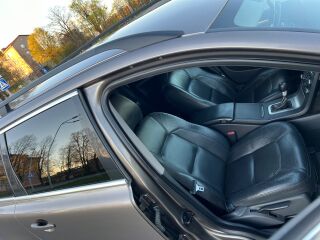 Volvo V70 2.4 129kW