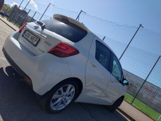 Toyota Yaris LUXURY 1.5 55kW
